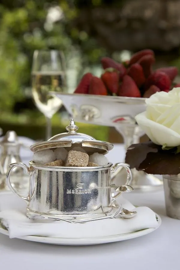 The Merrion Hotel Dublin 5*,